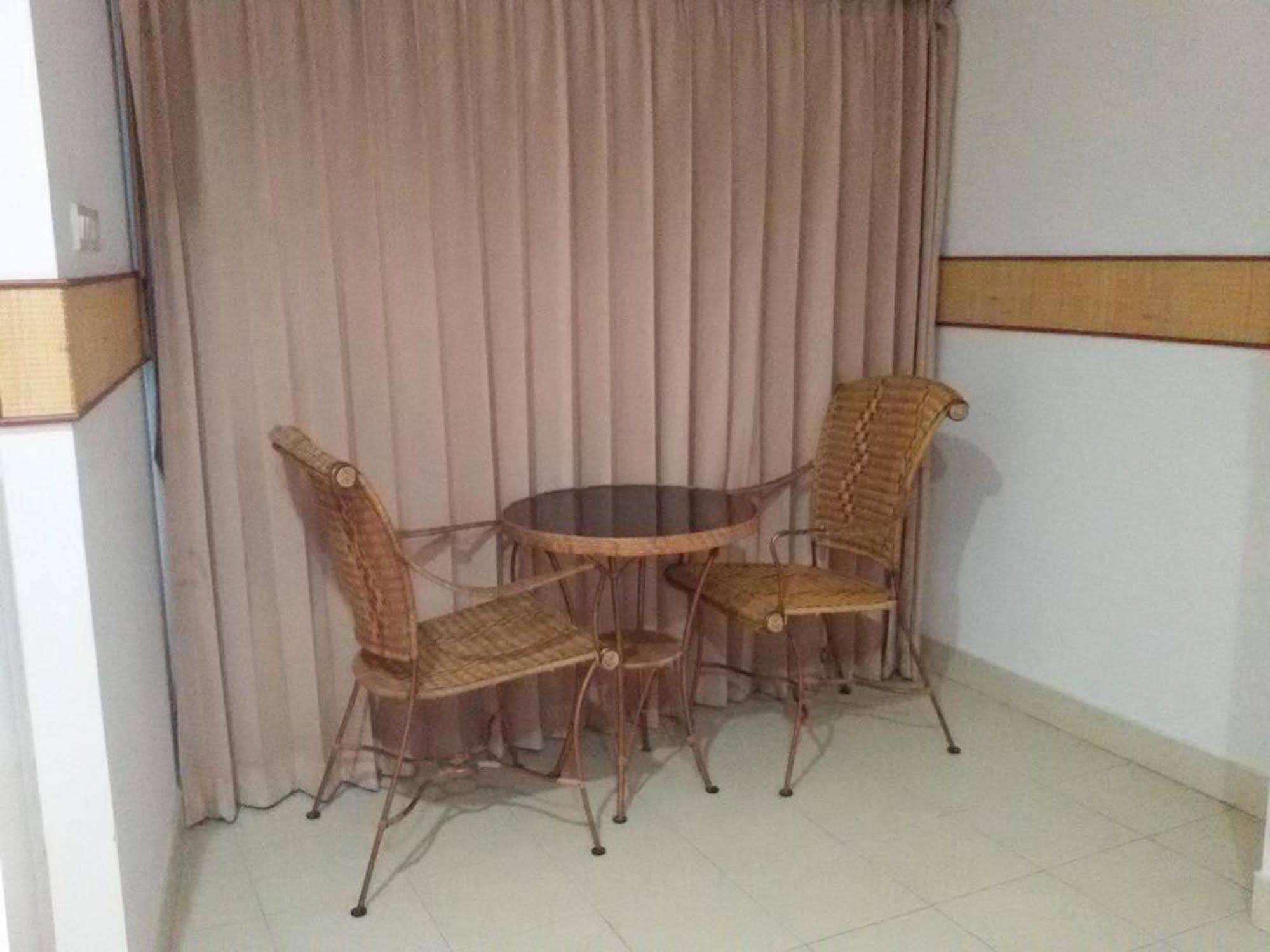 Aparthotel Rattakit Mansion Pattaya Exteriér fotografie